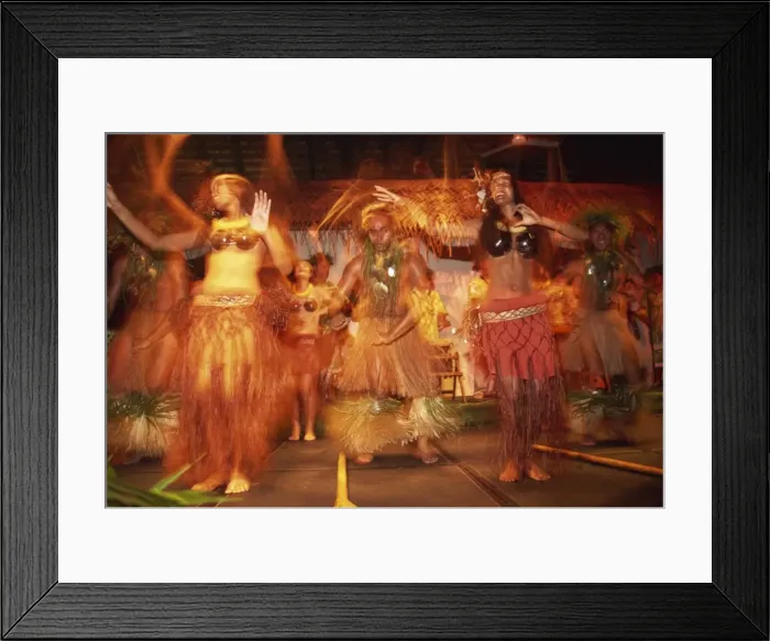Framed Print : Polynesian style ceremonies, traditional costumes and dancing, Rarotonga (Aitutaki) Framed Print : Polynesian style ceremonies, traditional costumes and dancing, Rarotonga (Aitutaki)