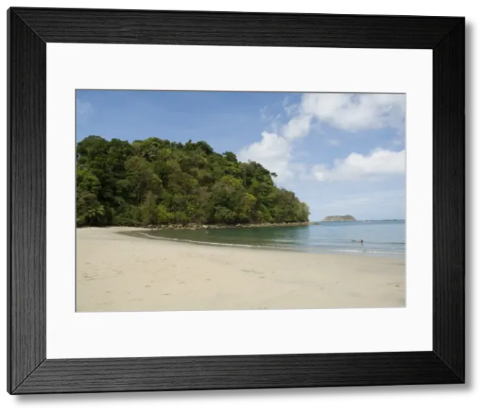 Framed Print : Beach at Manuel Antonio Nature Reseve, Maueil Antonio, Costa Rica Framed Print : Beach at Manuel Antonio Nature Reseve, Maueil Antonio, Costa Rica