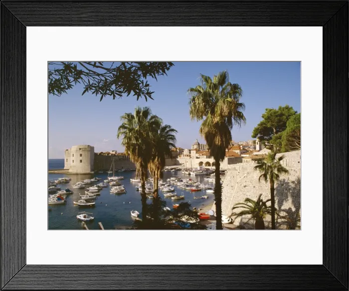 Framed Print : Dubrovnik, Adriatic coast, Croatia, Europe Framed Print : Dubrovnik, Adriatic coast, Croatia, Europe