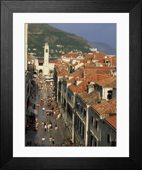 Framed Print : Looking down the main street (Placa) to clock tower, Dubrovnik, Croatia, Europe Framed Print : Looking down the main street (Placa) to clock tower, Dubrovnik, Croatia, Europe