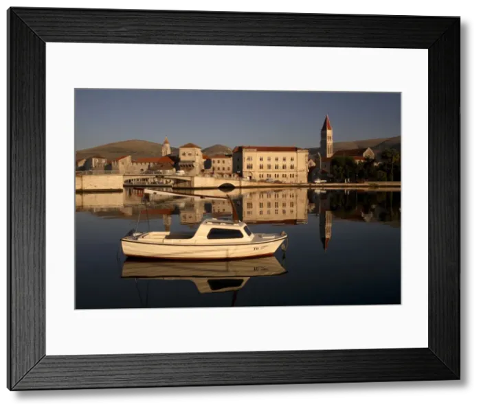 Framed Print : Old town, Trogir, UNESCO World Heritage Site, Dalmatia, Adriatic, Croatia, Europe Framed Print : Old town, Trogir, UNESCO World Heritage Site, Dalmatia, Adriatic, Croatia, Europe