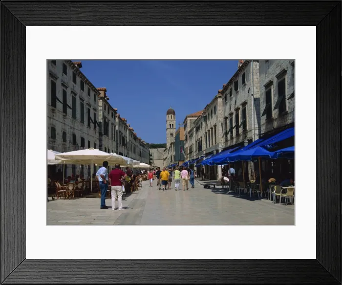 Framed Print : The Stradun, Dubrovnik old city, Dalmatia, Croatia, Europe Framed Print : The Stradun, Dubrovnik old city, Dalmatia, Croatia, Europe