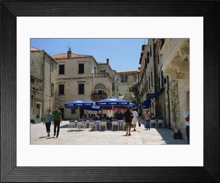 Framed Print : Gunduliceva Poljana, Dubrovnik, Croatia, Europe Framed Print : Gunduliceva Poljana, Dubrovnik, Croatia, Europe