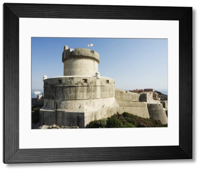 Framed Print : Old Town Fort Minceta on the city walls, Dubrovnik, UNESCO World Heritage Site Framed Print : Old Town Fort Minceta on the city walls, Dubrovnik, UNESCO World Heritage Site