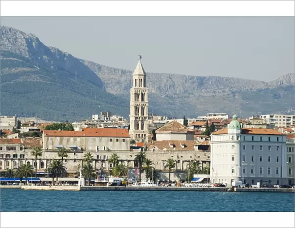 Coastal mountains and waterfront town buildings, Split, Dalmatian Coast, Croatia, Europe