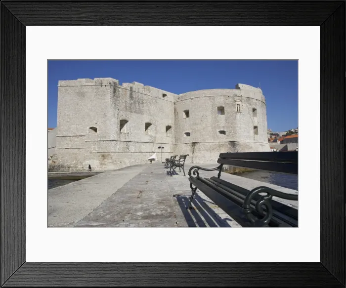 Framed Print : City walls in Dubrovnik, Dalmatia, Croatia, Europe Framed Print : City walls in Dubrovnik, Dalmatia, Croatia, Europe