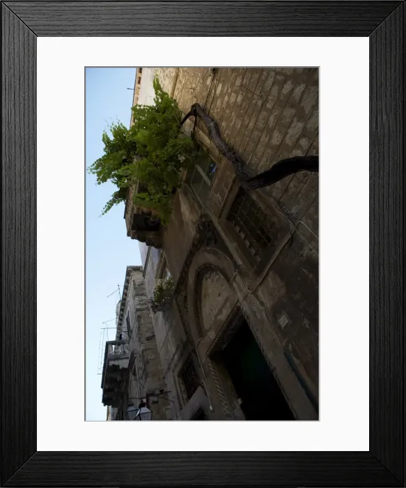 Framed Print : Alley in Dubrovnik, Dalmatia, Croatia, Europe Framed Print : Alley in Dubrovnik, Dalmatia, Croatia, Europe