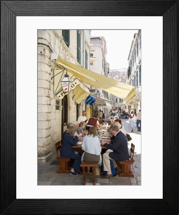 Framed Print : Dubrovnik, Croatia, Europe Framed Print : Dubrovnik, Croatia, Europe