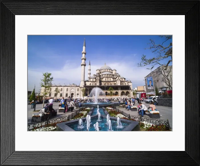 Framed Print : Yeni Mosque (New Mosque) and fountain, Istanbul, Turkey, Europe Framed Print : Yeni Mosque (New Mosque) and fountain, Istanbul, Turkey, Europe
