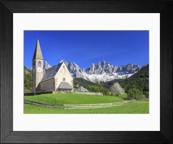Framed Print : The Church of Ranui and the Odle group in the background, St. Magdalena, Funes Valley Framed Print : The Church of Ranui and the Odle group in the background, St. Magdalena, Funes Valley