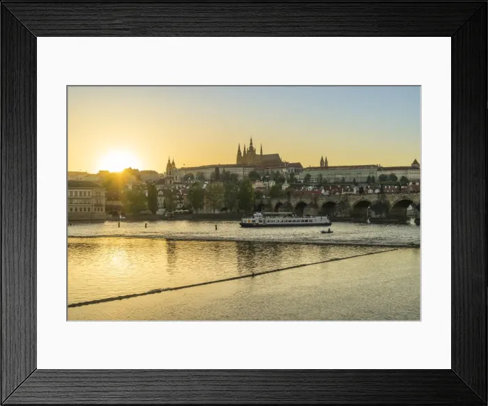 Framed Print : Royal Palace and St. Vituss Cathedral at sunset, Prague, Czech Republic, Europe Framed Print : Royal Palace and St. Vituss Cathedral at sunset, Prague, Czech Republic, Europe