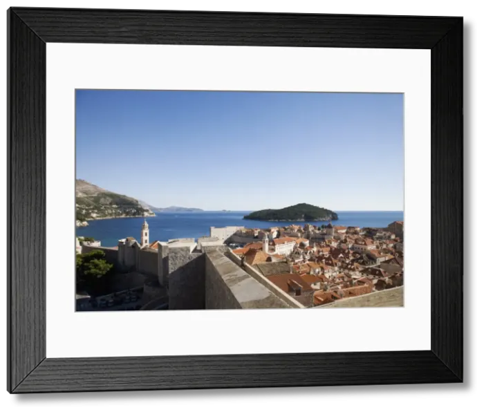 Framed Print : Dubrovnik, Croatia, Europe Framed Print : Dubrovnik, Croatia, Europe