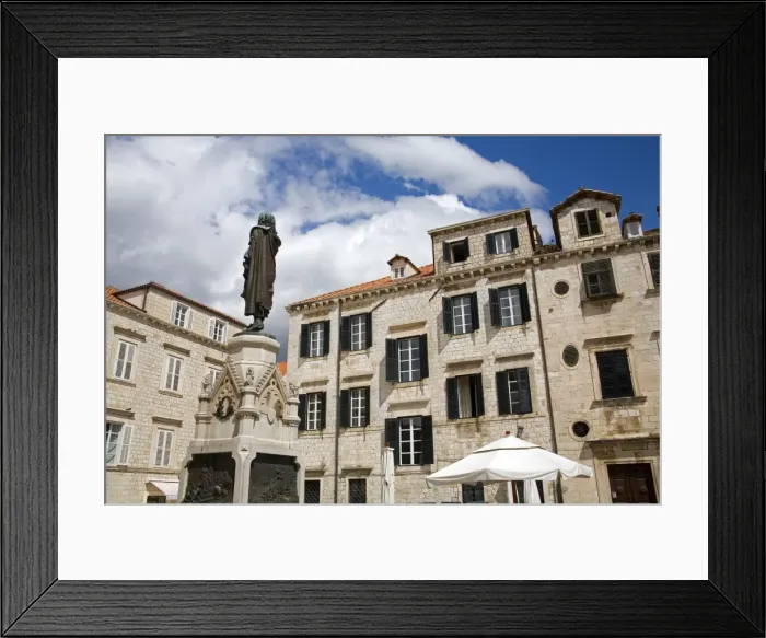 Framed Print : Ivan Gundulic statue in Gundulic Square, Dubrovnik, Dalmatia, Croatia, Europe Framed Print : Ivan Gundulic statue in Gundulic Square, Dubrovnik, Dalmatia, Croatia, Europe