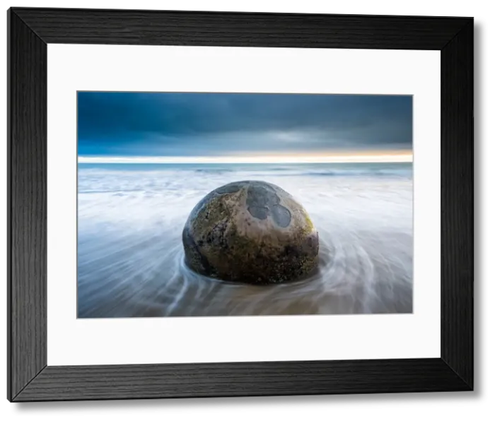 Framed Print : Moeraki Boulder, Koekohe Beach, Moeraki Penninsula, Otago, South Island, New Zealand Framed Print : Moeraki Boulder, Koekohe Beach, Moeraki Penninsula, Otago, South Island, New Zealand
