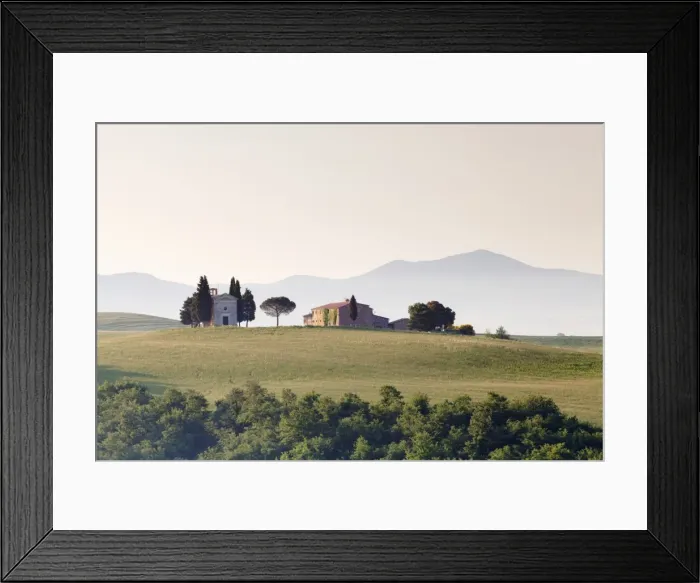 Framed Print : Capella di Vitaleta, Val d Orcia (Orcia Valley), UNESCO World Heritage Site, Siena Province Framed Print : Capella di Vitaleta, Val d Orcia (Orcia Valley), UNESCO World Heritage Site, Siena Province