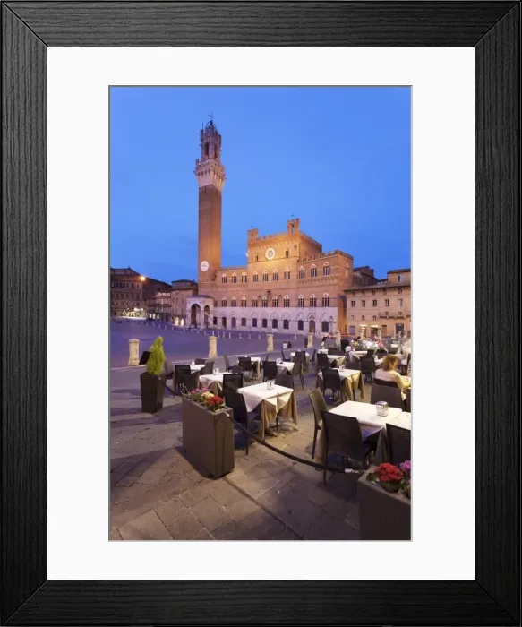 Framed Print : Restauranta at Piazza del Campo with Palazzo Pubblico town hall and Torre del Mangia Tower Framed Print : Restauranta at Piazza del Campo with Palazzo Pubblico town hall and Torre del Mangia Tower