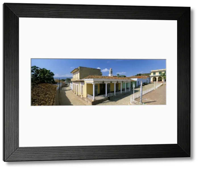 Framed Print : Plaza Mayor, Trinidad, Cuba, West Indies, Central America Framed Print : Plaza Mayor, Trinidad, Cuba, West Indies, Central America