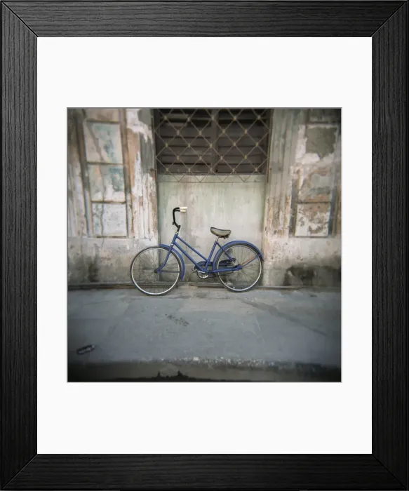 Framed Print : Blue bicycle against a wall, Havana Centro, Havana, Cuba, West Indies, Central America Framed Print : Blue bicycle against a wall, Havana Centro, Havana, Cuba, West Indies, Central America