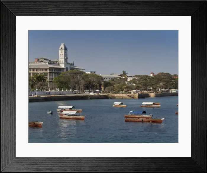 Framed Print : Stone Town waterfront and House of Wonders, Stone Town, Zanzibar, Tanzania, East Africa Framed Print : Stone Town waterfront and House of Wonders, Stone Town, Zanzibar, Tanzania, East Africa