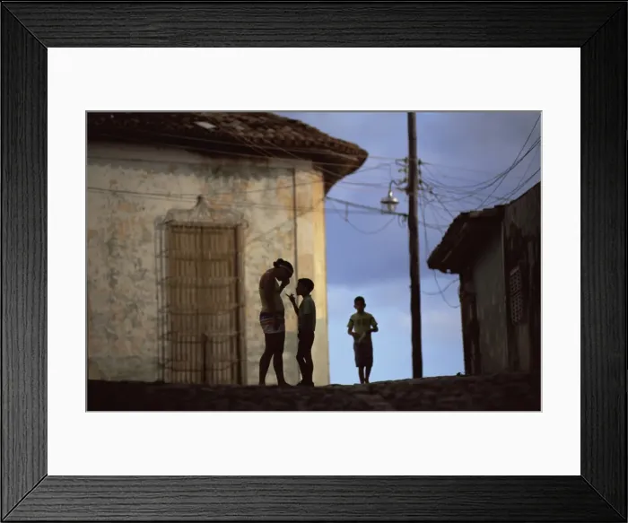 Framed Print : People in silhouette on a street in Trinidad, Cuba, West Indies, Central America Framed Print : People in silhouette on a street in Trinidad, Cuba, West Indies, Central America