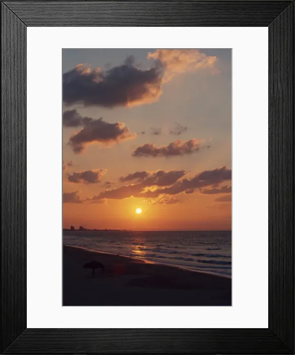 Framed Print : Sunset over the sea at Varadero on the island of Cuba, West Indies, Caribbean Framed Print : Sunset over the sea at Varadero on the island of Cuba, West Indies, Caribbean