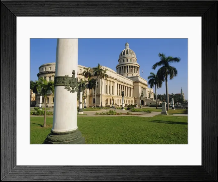 Framed Print : El Capitole, now the Science Museum, Havana, Cuba Framed Print : El Capitole, now the Science Museum, Havana, Cuba