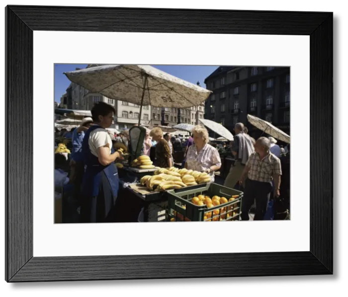 Framed Print : Fruit stall in the market, Brno, Moravia, Czech Republic, Europe Framed Print : Fruit stall in the market, Brno, Moravia, Czech Republic, Europe