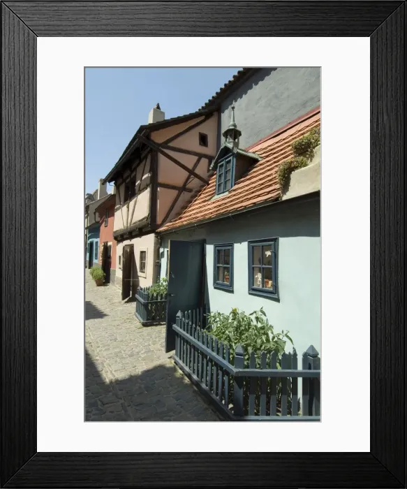 Framed Print : Golden Lane (Zlata Ulicka), inside the Castle precincts, Prague, Czech Republic, Europe Framed Print : Golden Lane (Zlata Ulicka), inside the Castle precincts, Prague, Czech Republic, Europe