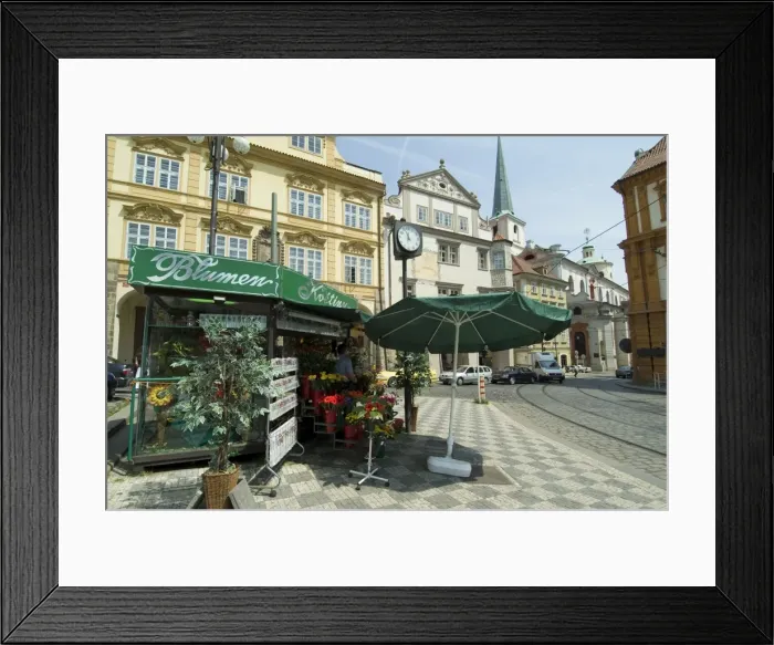 Framed Print : Mala Strana street view, Prague, Czech Republic, Europe Framed Print : Mala Strana street view, Prague, Czech Republic, Europe