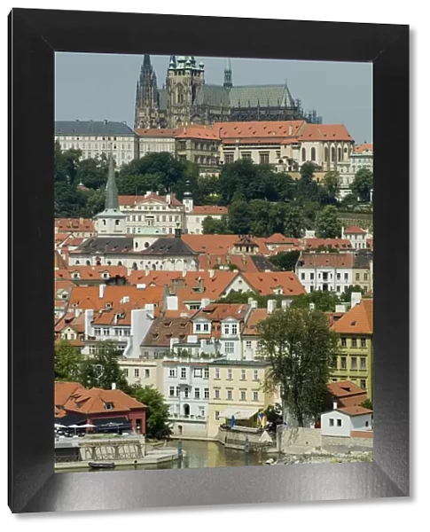 View from Charles Bridge overlooking Mala Strana, Prague, UNESCO World Heritage Site