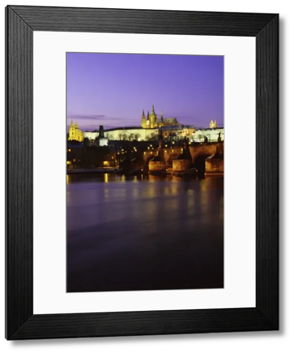 Framed Print : Charles Bridge, Vltava River, Mala Strana and Prague Castle at twilight during winter Framed Print : Charles Bridge, Vltava River, Mala Strana and Prague Castle at twilight during winter