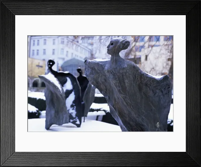 Framed Print : Snow covered statues in Frantiskanska Garden, Nove Mesto, Prague, Czech Republic, Europe Framed Print : Snow covered statues in Frantiskanska Garden, Nove Mesto, Prague, Czech Republic, Europe