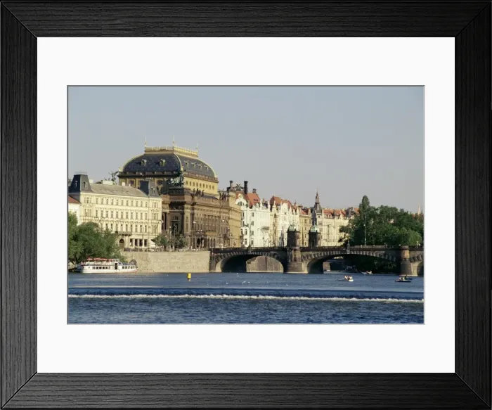 Framed Print : Narodni Divadlo (National Theatre), Prague, Czech Republic, Europe Framed Print : Narodni Divadlo (National Theatre), Prague, Czech Republic, Europe