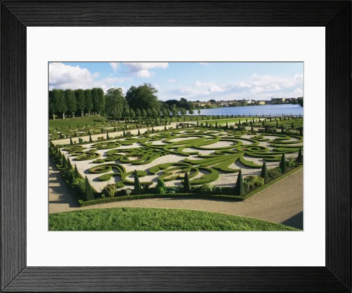 Framed Print : Formal garden, Frederiksborg Slot, Hillerod, Zealand, Denmark, Scandinavia, Europe Framed Print : Formal garden, Frederiksborg Slot, Hillerod, Zealand, Denmark, Scandinavia, Europe