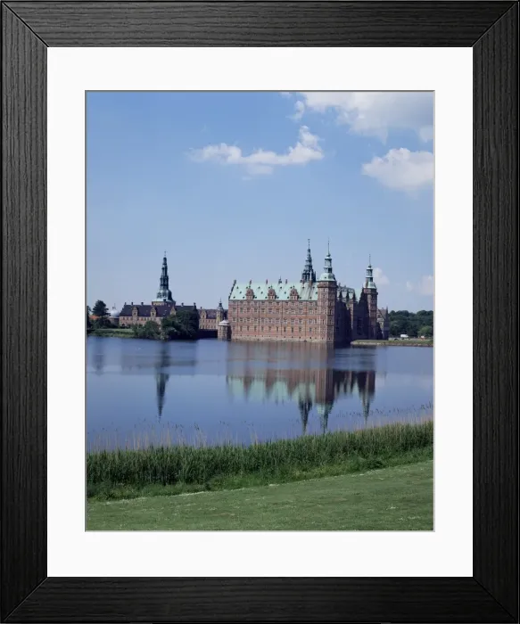 Framed Print : Schloss Frederiksborg in Hillero town, on Lake Esrum, Denmark, Scandinavia, Europe Framed Print : Schloss Frederiksborg in Hillero town, on Lake Esrum, Denmark, Scandinavia, Europe