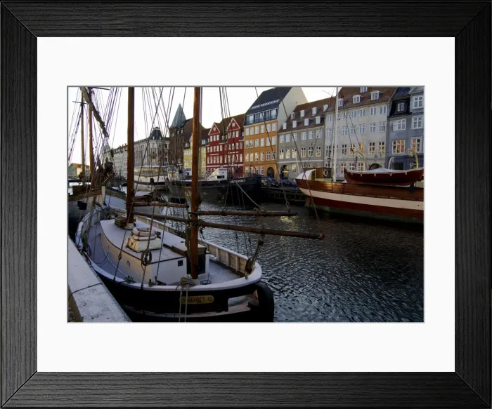 Framed Print : Nyhavn in winter, Copenhagen, Denmark, Scandinavia, Europe Framed Print : Nyhavn in winter, Copenhagen, Denmark, Scandinavia, Europe