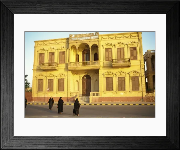 Framed Print : Building near Luxor Temple along Corniche road, Luxor, Thebes, Egypt, North Africa Framed Print : Building near Luxor Temple along Corniche road, Luxor, Thebes, Egypt, North Africa