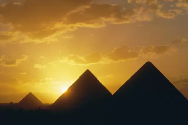 Sunset, the Pyramids, Giza, UNESCO World Heritage Site, Cairo, Egypt, North Africa