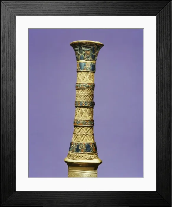Framed Print : The hilt of one of the kings daggers, from the tomb of the pharaoh Tutankhamun Framed Print : The hilt of one of the kings daggers, from the tomb of the pharaoh Tutankhamun