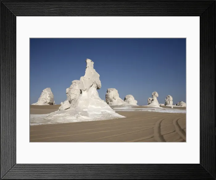 Framed Print : The White Desert, Farafra Oasis, Egypt, North Africa, Africa Framed Print : The White Desert, Farafra Oasis, Egypt, North Africa, Africa