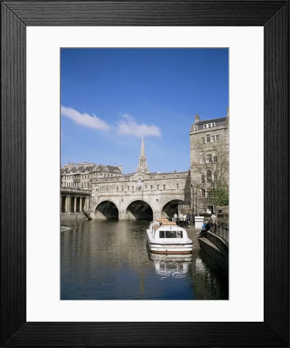 Framed Print : Pulteney Bridge and River Avon, Bath, Avon, England, United Kingdom, Europe Framed Print : Pulteney Bridge and River Avon, Bath, Avon, England, United Kingdom, Europe