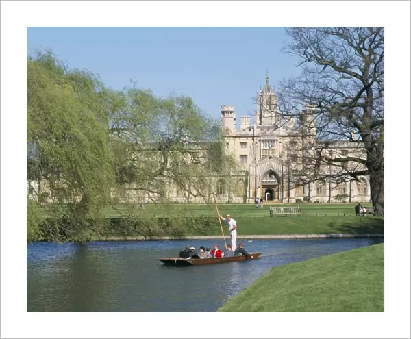 Punting on the Backs, with St. Johns College, Cambridge, Cambridgeshire