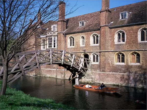Mathematical Bridge, Queens College and punt, Cambridge, Cambridgeshire