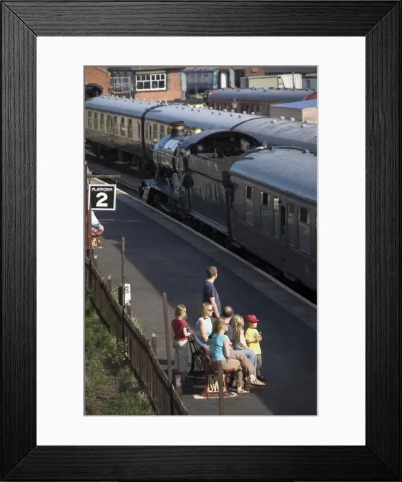 Framed Print : The Gloucestershire and Warwickshire Heritage Steam and Diesel railway Framed Print : The Gloucestershire and Warwickshire Heritage Steam and Diesel railway