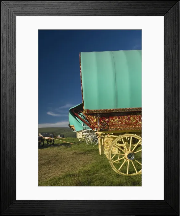 Framed Print : Horse drawn hooped caravan, Appleby annual horse fair, Eden Valley, Lake District Framed Print : Horse drawn hooped caravan, Appleby annual horse fair, Eden Valley, Lake District