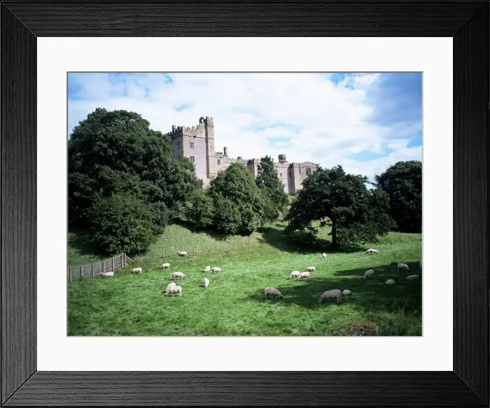 Framed Print : Haddon Hall, Derbyshire, England, United Kingdom, Europe Framed Print : Haddon Hall, Derbyshire, England, United Kingdom, Europe
