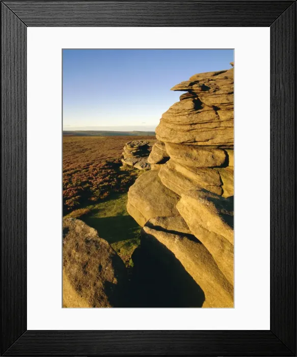 Framed Print : Wheel Stones, Derwent Edge, Peak District National Park, Derbyshire, England Framed Print : Wheel Stones, Derwent Edge, Peak District National Park, Derbyshire, England