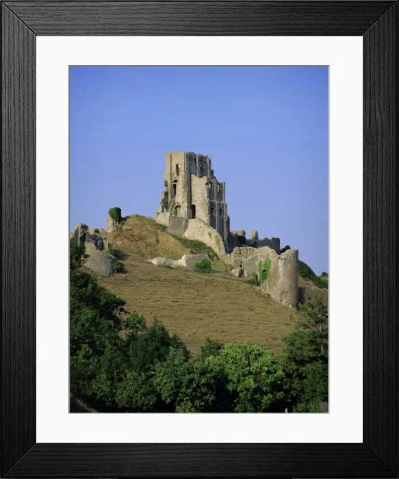 Framed Print : The ruins of Corfe Castle, Dorset, England, UK, Europe Framed Print : The ruins of Corfe Castle, Dorset, England, UK, Europe