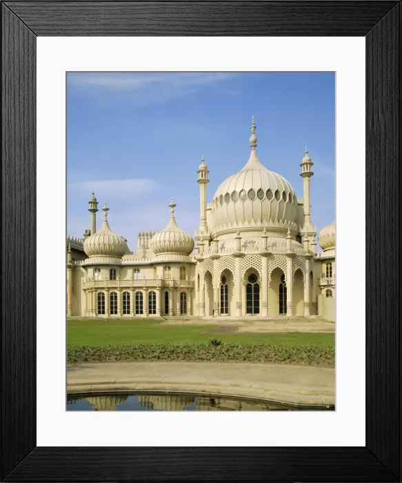 Framed Print : The Royal Pavilion, built by the Prince Regent, later to become King George IV Framed Print : The Royal Pavilion, built by the Prince Regent, later to become King George IV