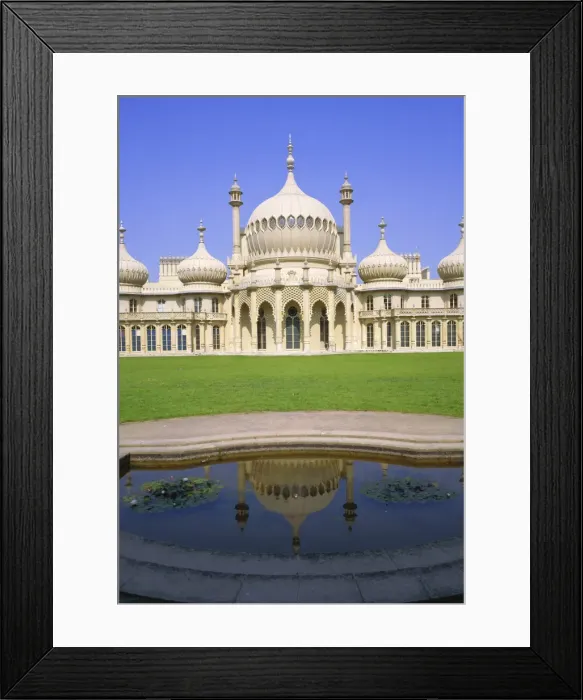 Framed Print : The Royal Pavilion, built by the Prince Regent, later to become King George IV Framed Print : The Royal Pavilion, built by the Prince Regent, later to become King George IV